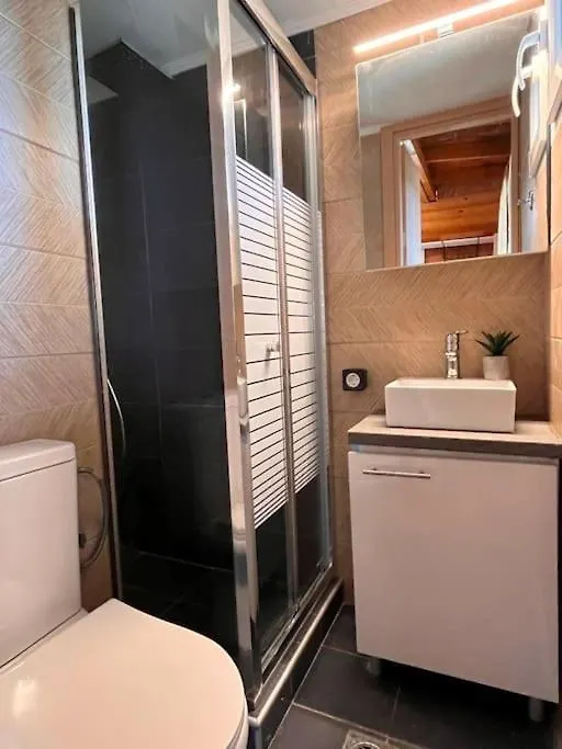 Ferienhaus Villa Sani Tree House